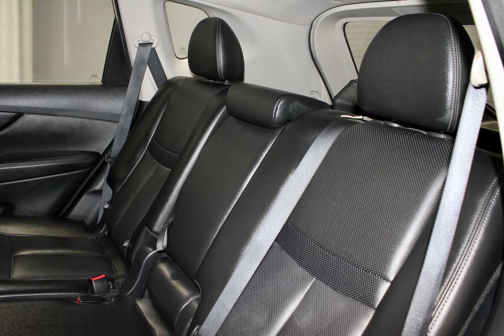 Used 2020 Nissan Rogue SL FWD image 23