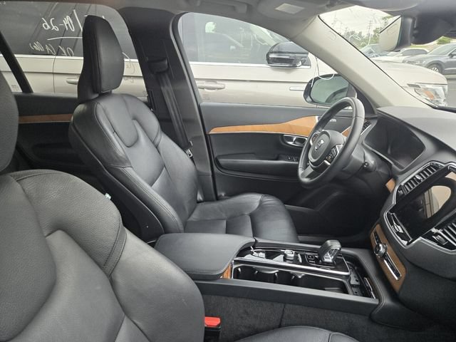 Used 2023 Volvo XC90 B5 Plus AWD/4WD image 10