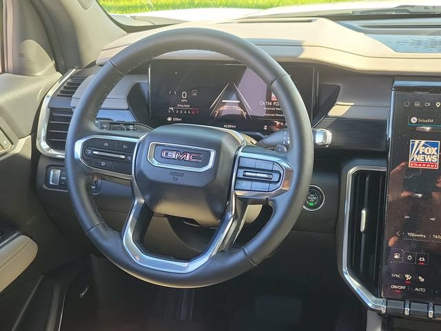 Used 2024 GMC Acadia Elevation w/ Luxury Package FWD image 22