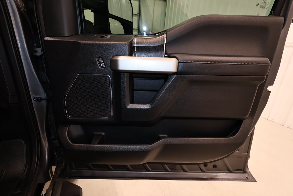 Certified 2021 Ford F350 Lariat AWD/4WD image 16