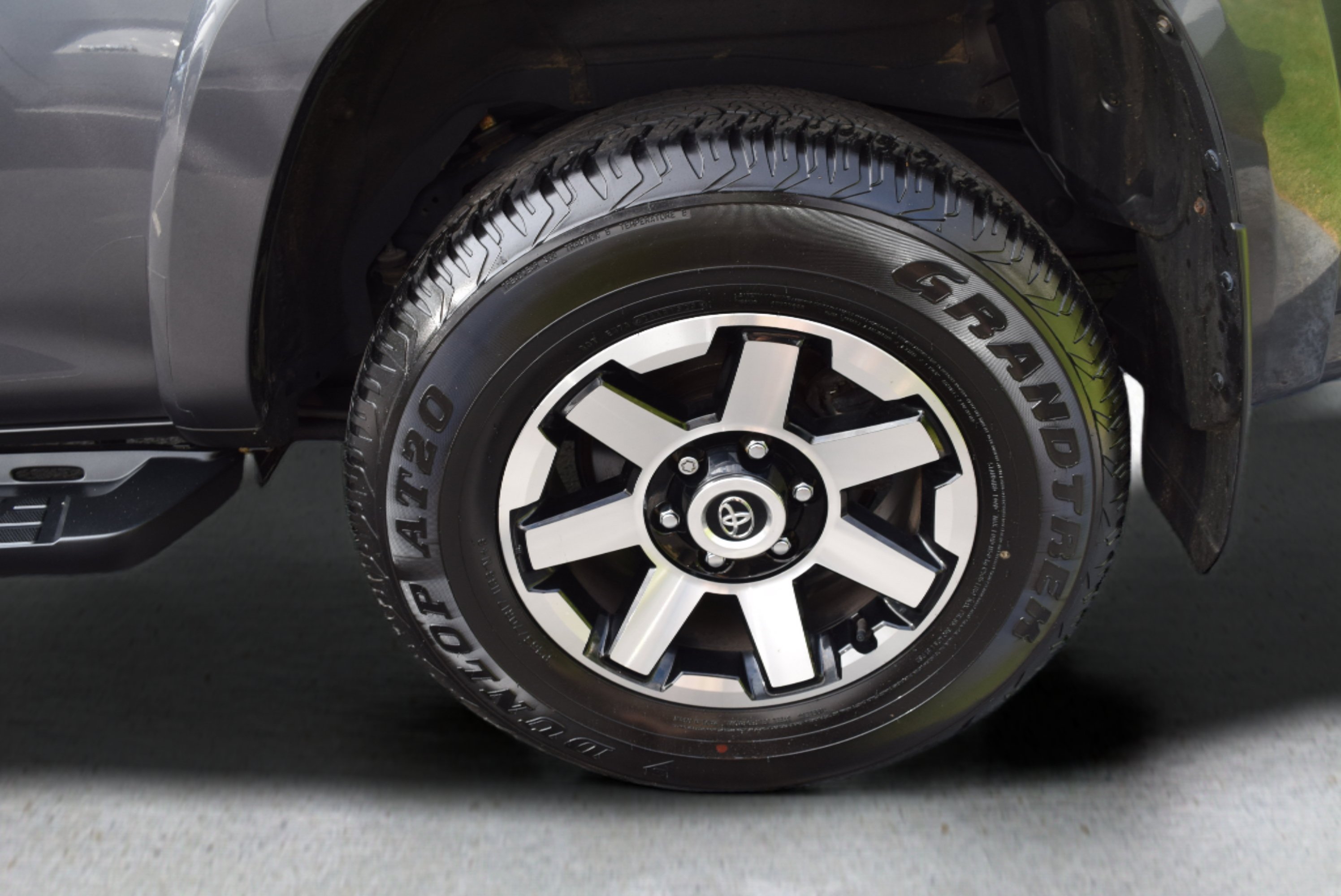 Used 2023 Toyota 4Runner TRD Off-Road Premium w/ Off Road Premium Plus Package AWD/4WD image 6
