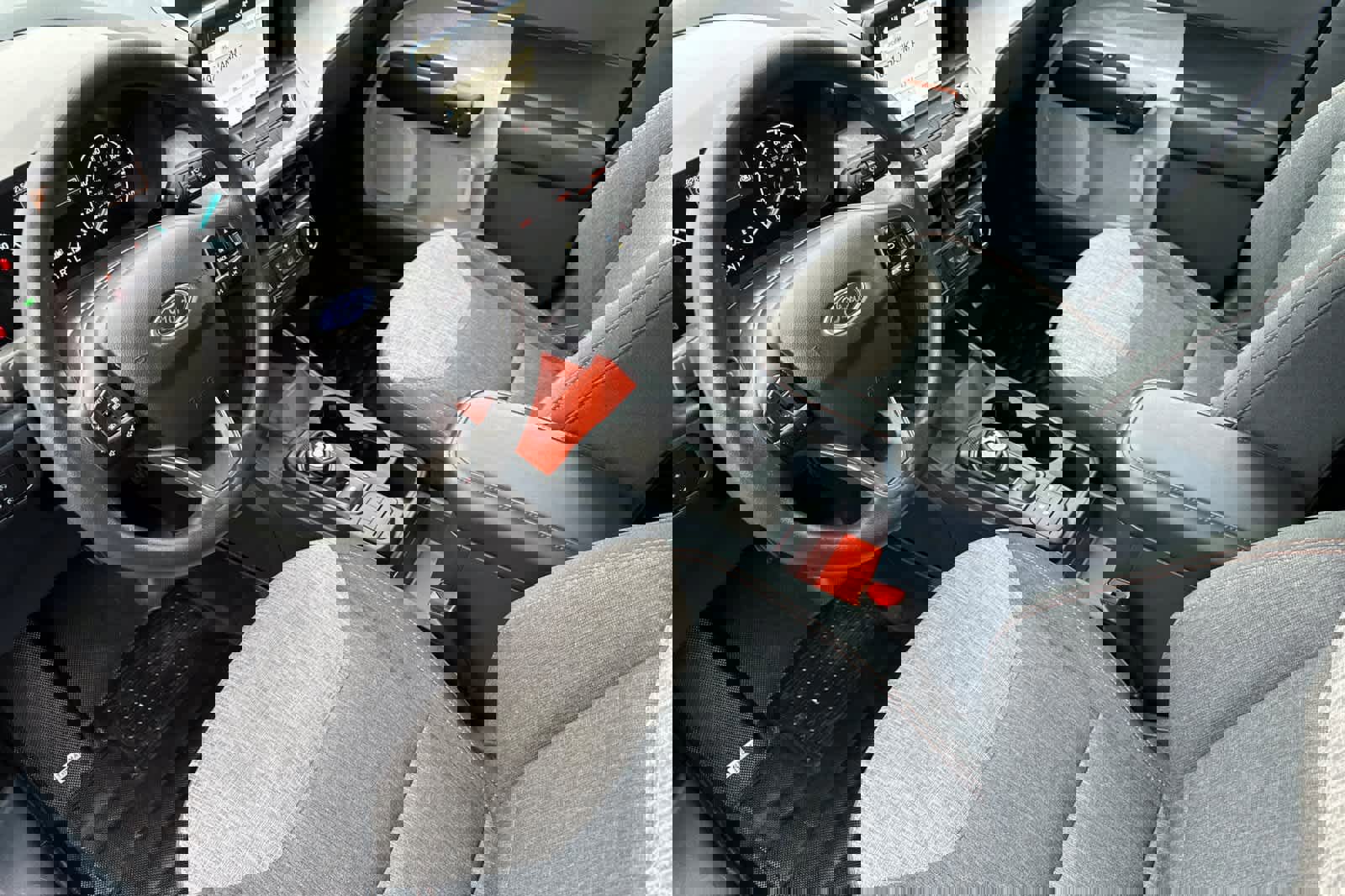 Certified 2024 Ford Maverick XLT image 11