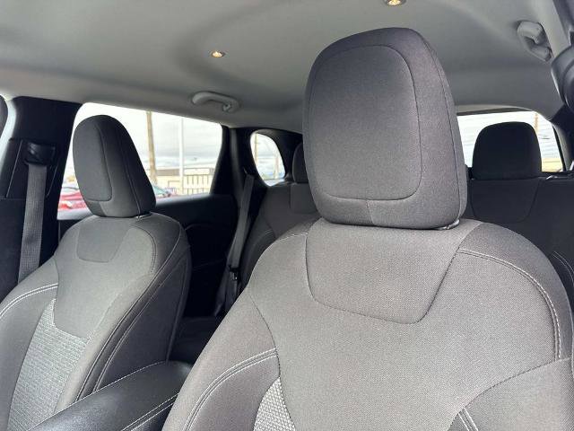 Used 2019 Jeep Cherokee Latitude w/ Popular Appearance Group image 22