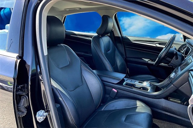 Certified 2019 Ford Fusion Titanium image 7