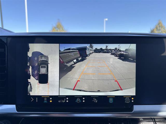 Used 2023 Chevrolet Silverado 1500 LTZ AWD/4WD image 23