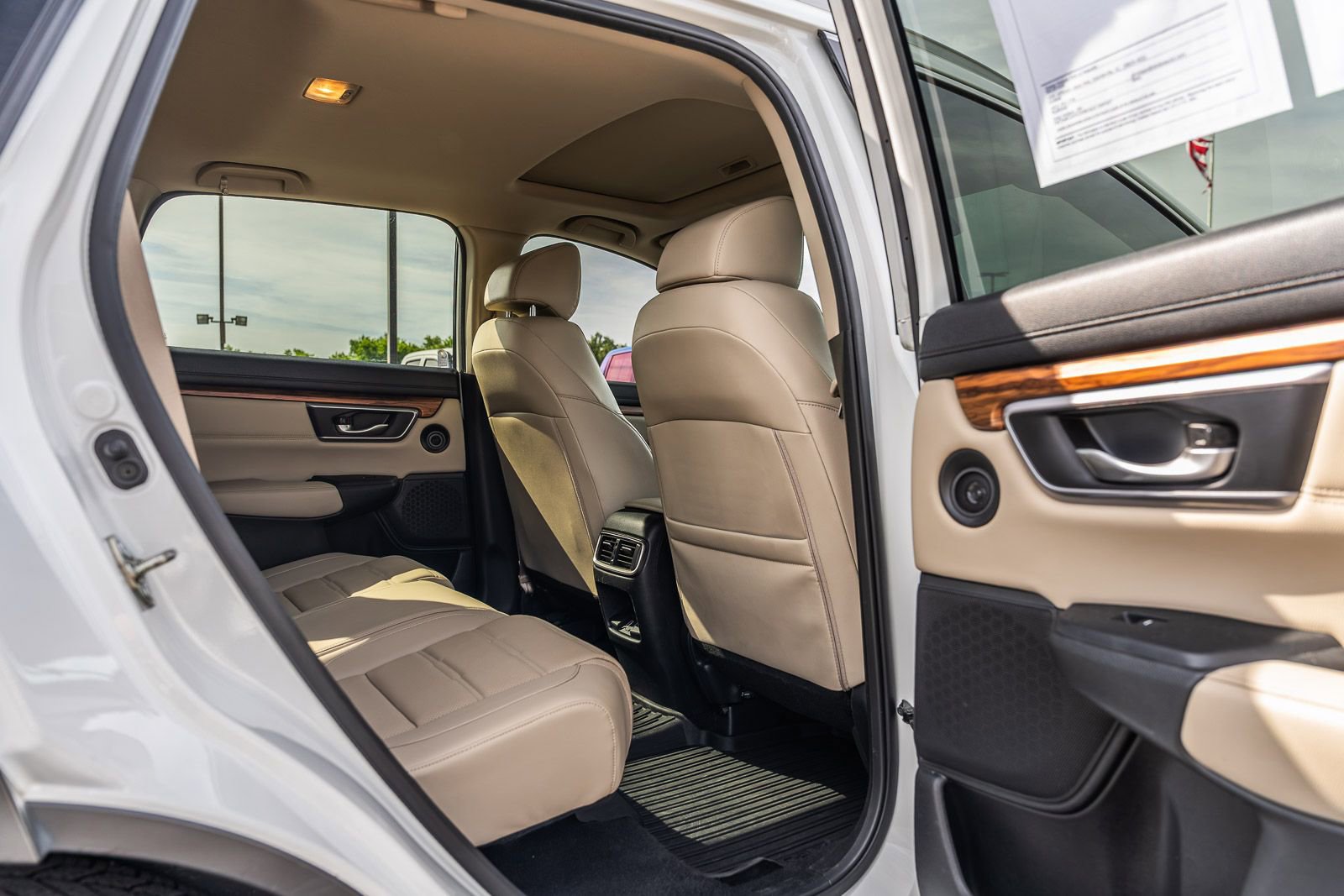 Used 2017 Honda CR-V Touring image 13