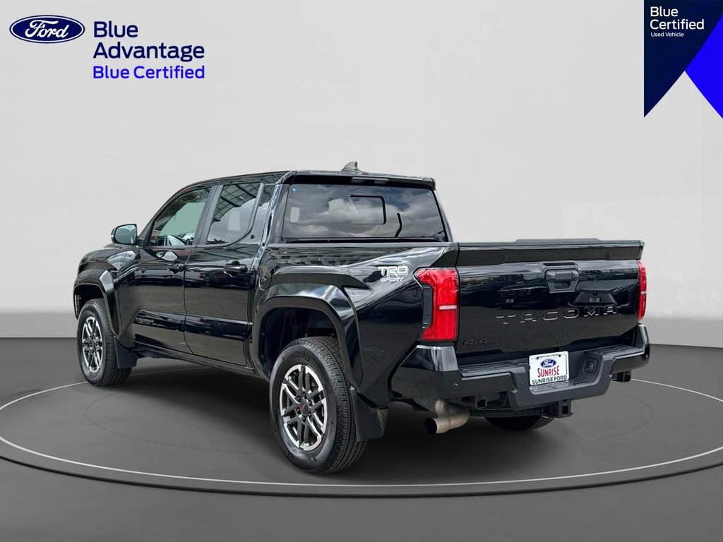 Used 2024 Toyota Tacoma TRD Sport w/ TRD Sport Upgrade Package AWD/4WD image 6