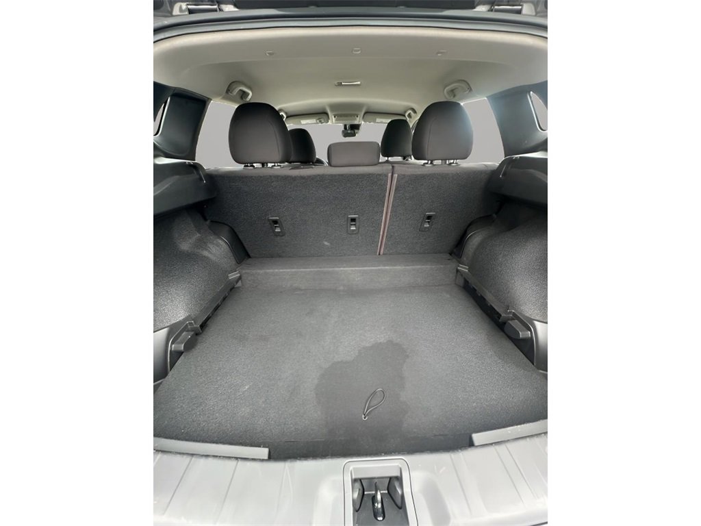 Used 2021 Nissan Rogue Sport S image 15