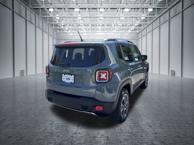 Used 2017 Jeep Renegade Limited AWD/4WD image 7