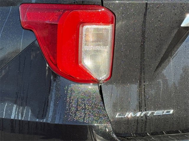 Certified 2023 Ford Explorer Limited w/ Limited Technology Package image 31