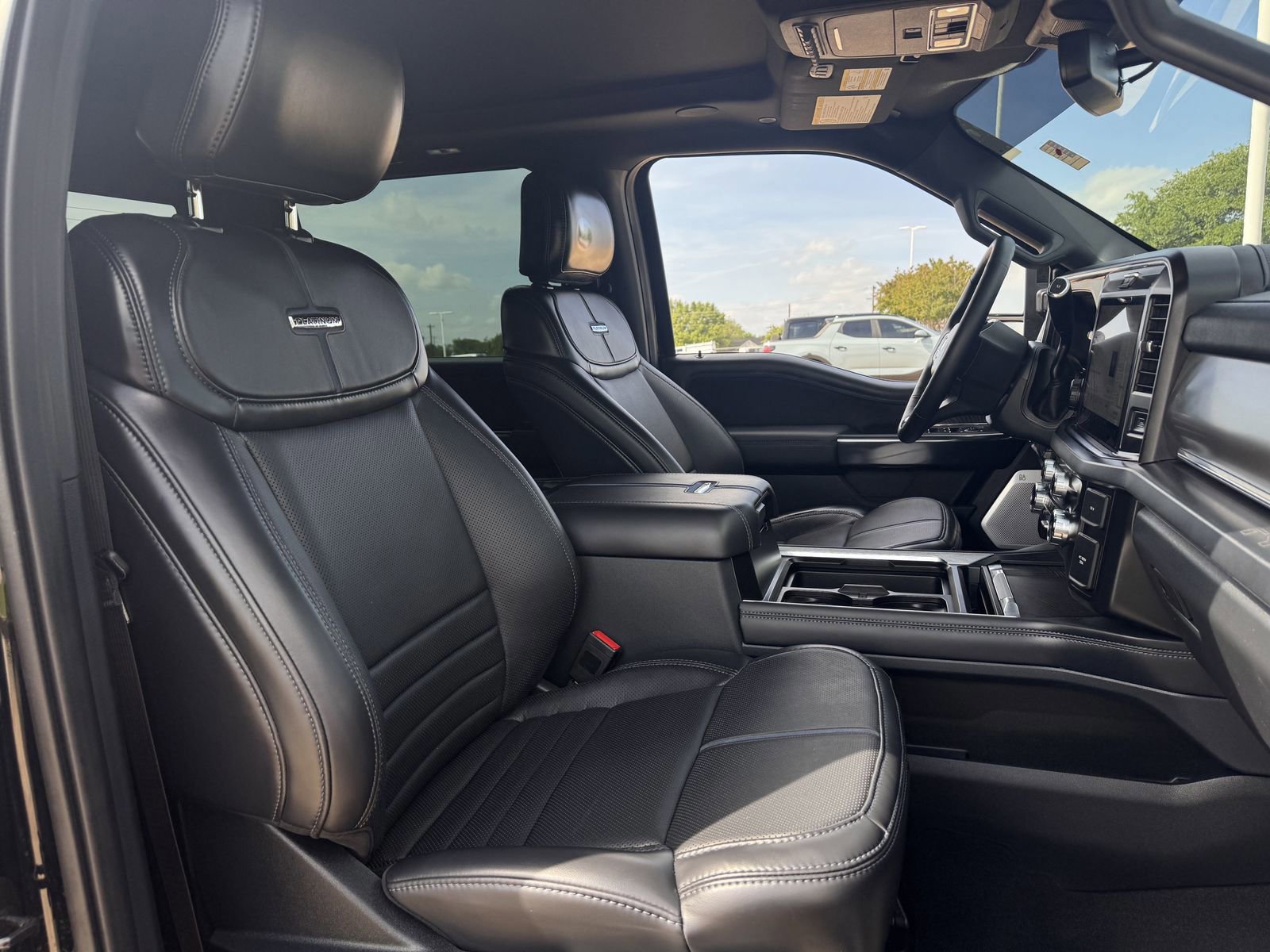 Certified 2025 Ford F250 Platinum AWD/4WD image 29