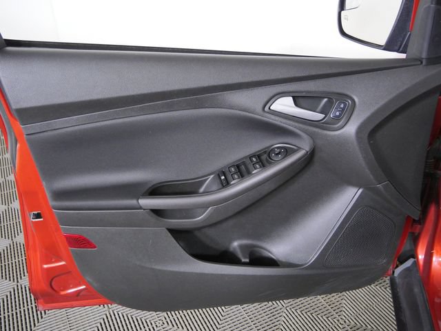 Certified 2018 Ford Focus SEL w/ Cold Weather Package FWD image 20