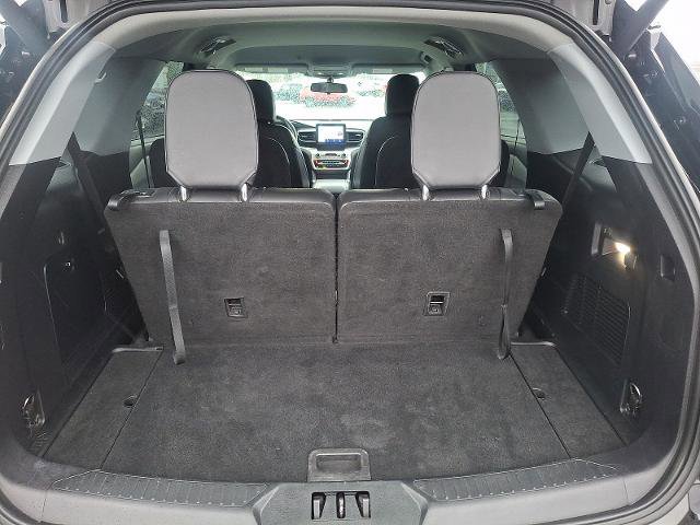 Certified 2022 Ford Explorer XLT w/ Equipment Group 202A image 29