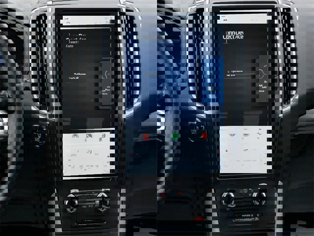 Certified 2024 Ford Edge SEL image 10