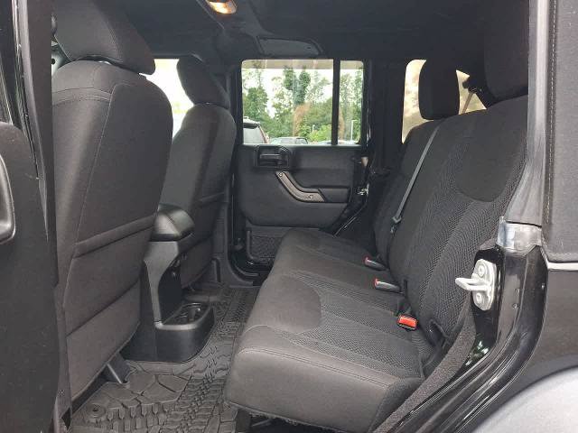 Used 2017 Jeep Wrangler Unlimited Sport AWD/4WD image 25