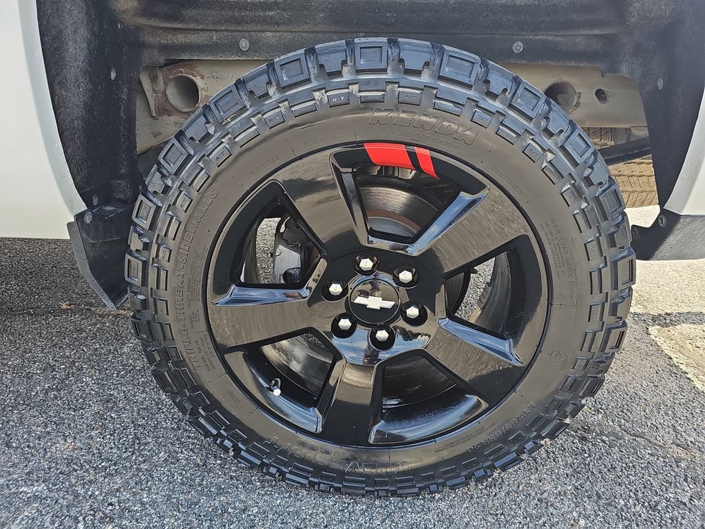 Used 2018 Chevrolet Silverado 1500 LTZ Z71 w/ Redline Edition AWD/4WD image 33