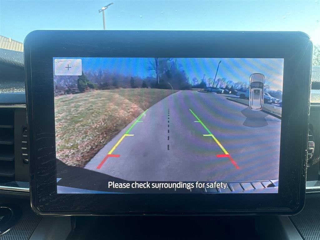 Certified 2023 Ford Explorer XLT w/ Equipment Group 202A image 14