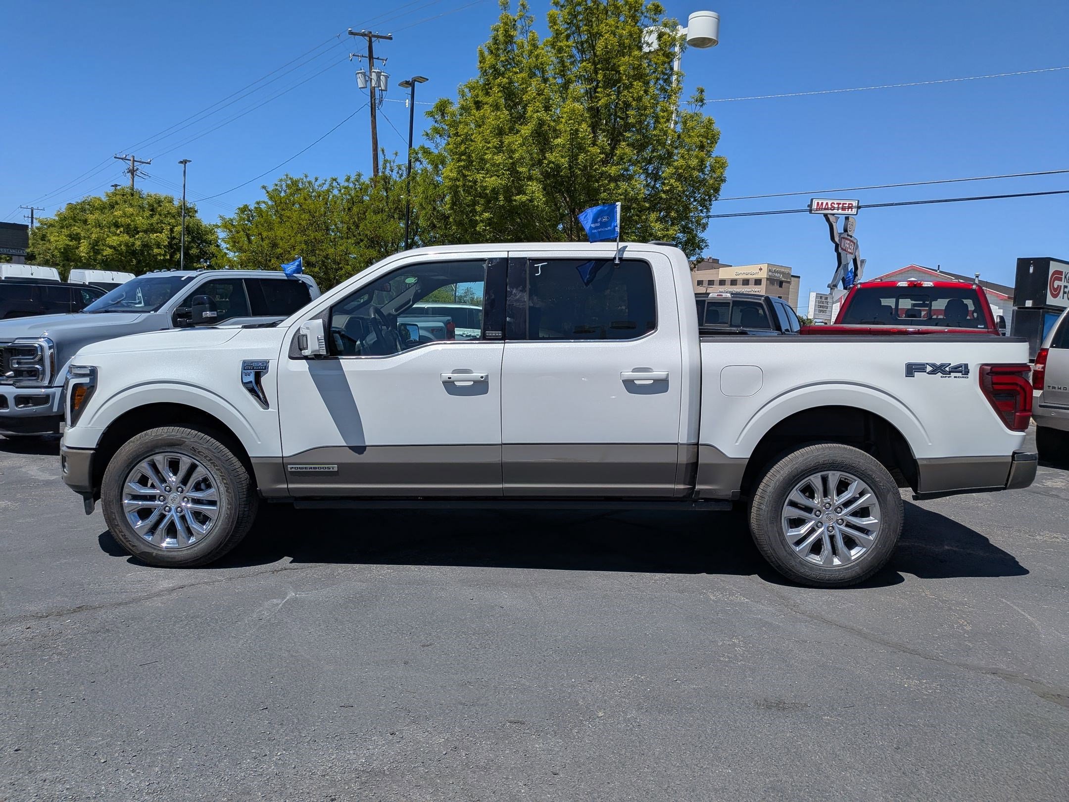 Certified 2025 Ford F150 King Ranch w/ FX4 Off-Road Package AWD/4WD image 9