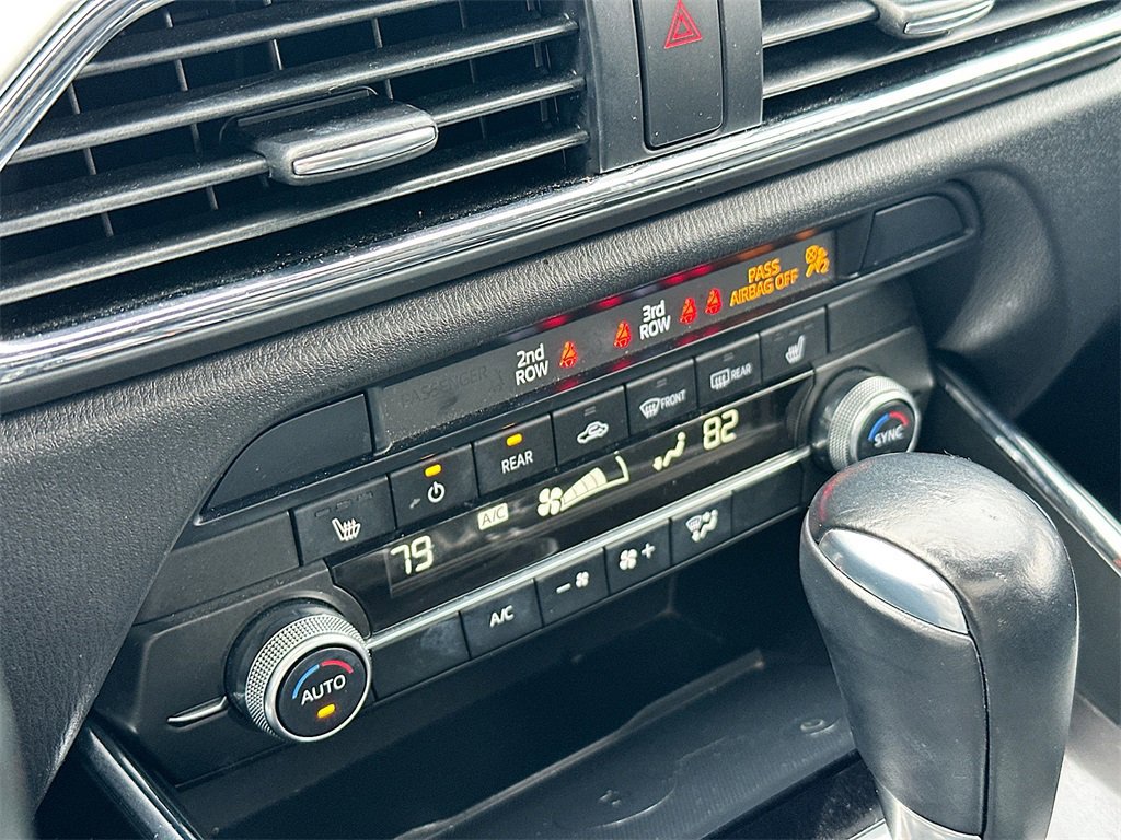 Used 2023 MAZDA CX-9 Touring image 15