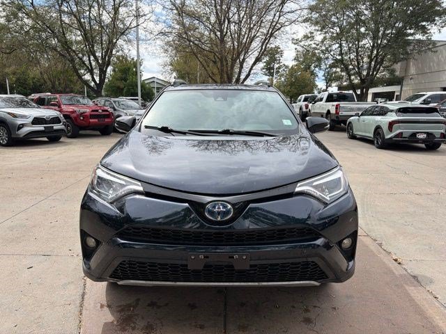 Used 2017 Toyota RAV4 SE AWD/4WD image 10