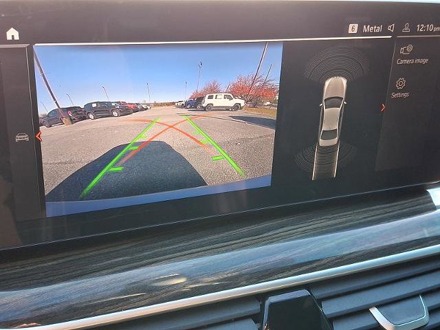 Used 2021 BMW 530i xDrive w/ Convenience Package image 19