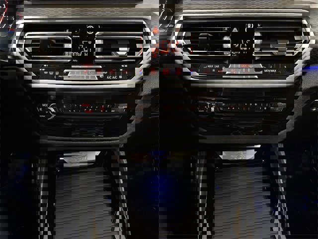 Used 2022 BMW X4 xDrive30i w/ M Sport Package 2 image 11