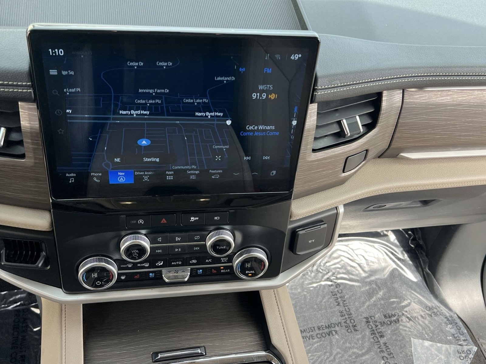 Certified 2024 Ford Expedition Limited image 20