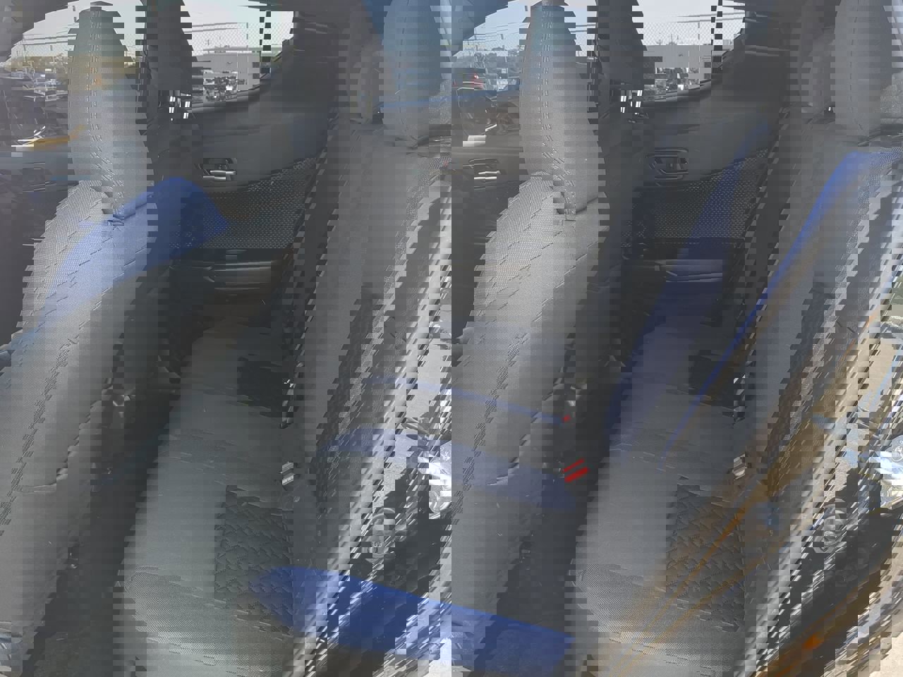 Used 2020 Toyota C-HR XLE FWD image 12