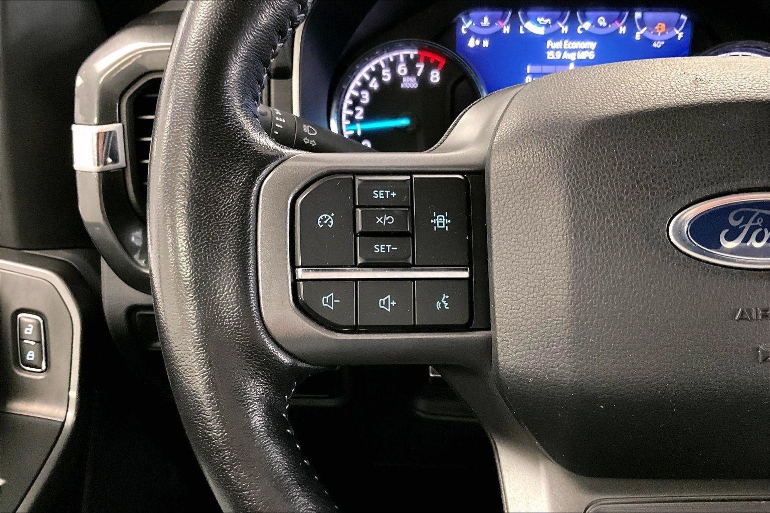 Certified 2022 Ford F150 XLT w/ Equipment Group 302A High image 17