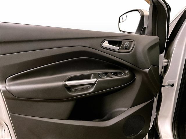Certified 2017 Ford Escape SE w/ SE Cold Weather Package AWD/4WD image 22