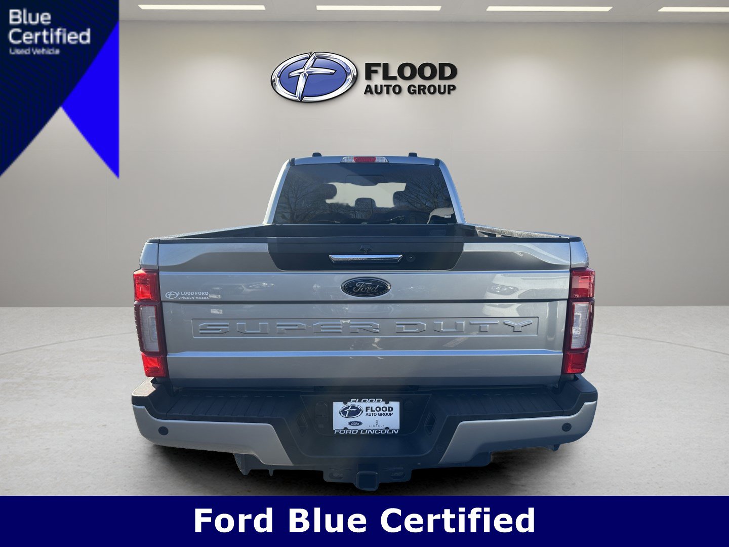 Certified 2022 Ford F350 Lariat w/ Black Appearance Package AWD/4WD image 6