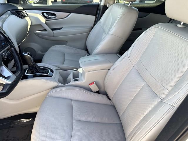 Used 2020 Nissan Rogue Sport SL w/ Premium Package image 20