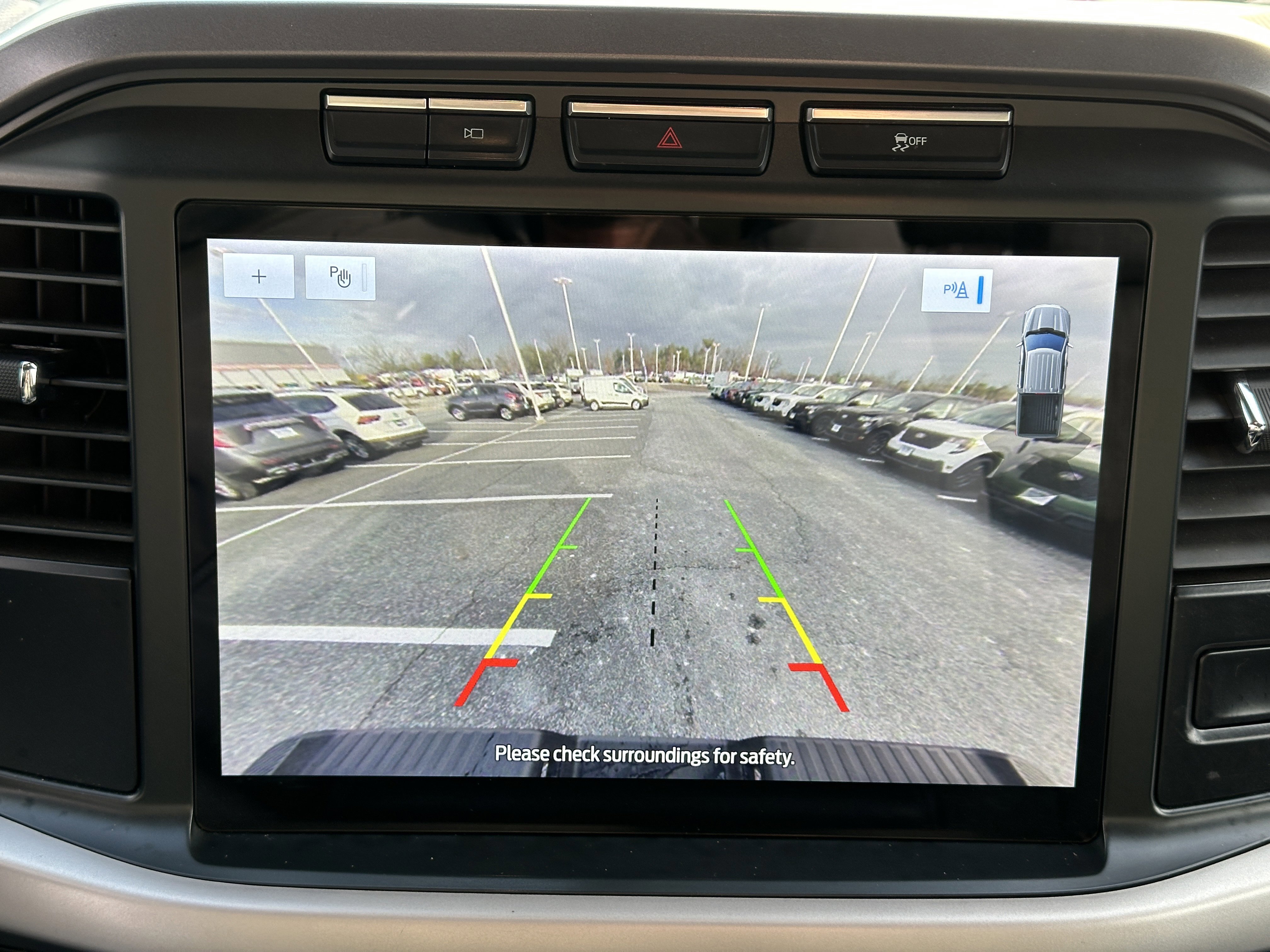 Certified 2022 Ford F150 XLT w/ Equipment Group 302A High image 28