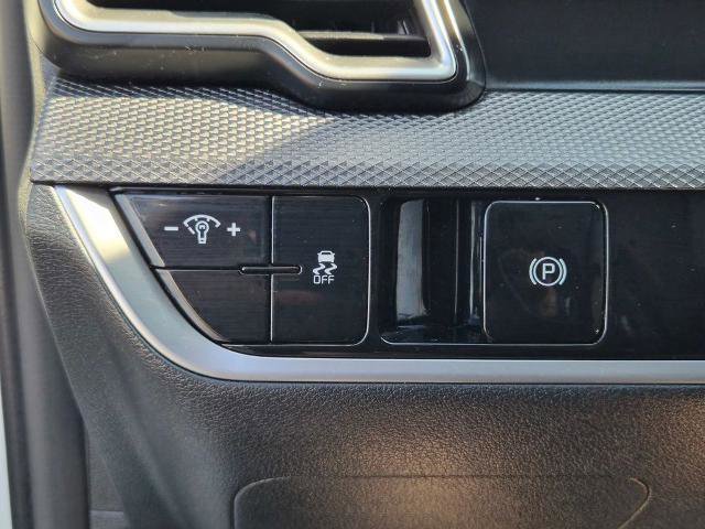 Used 2023 Kia Sportage LX image 26