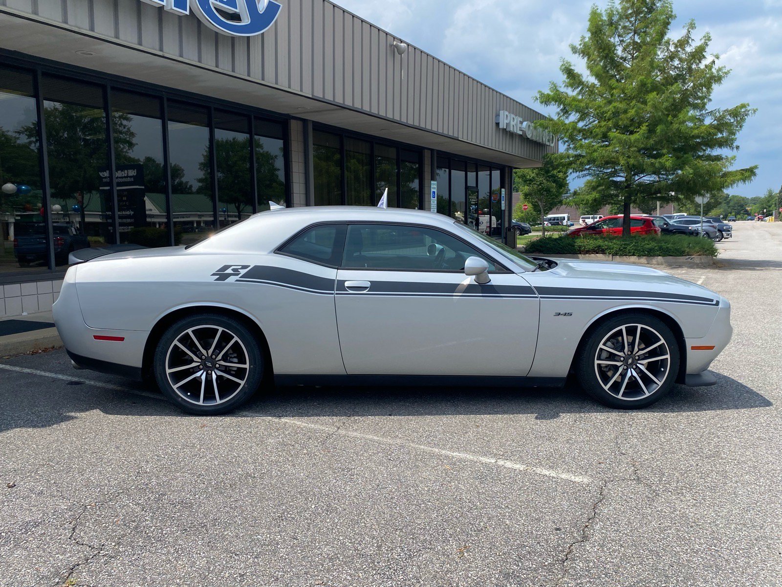 Used 2023 Dodge Challenger R/T w/ Plus Package RWD image 3