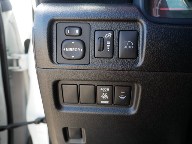 Used 2022 Toyota 4Runner TRD Off-Road AWD/4WD image 24