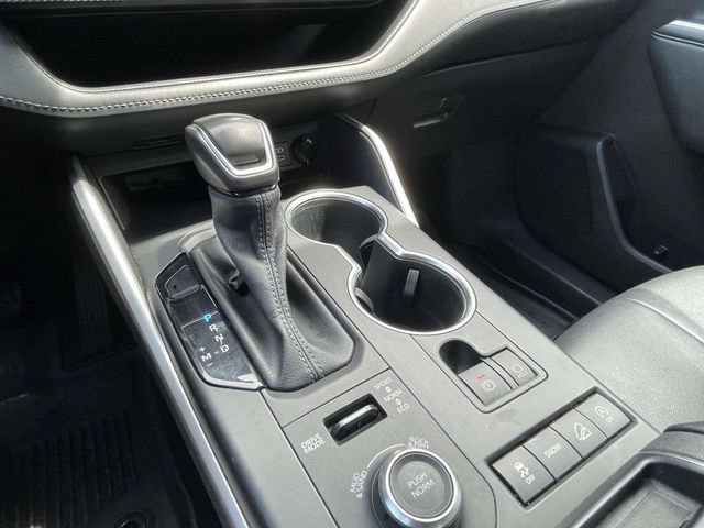 Used 2022 Toyota Highlander XSE AWD/4WD image 24