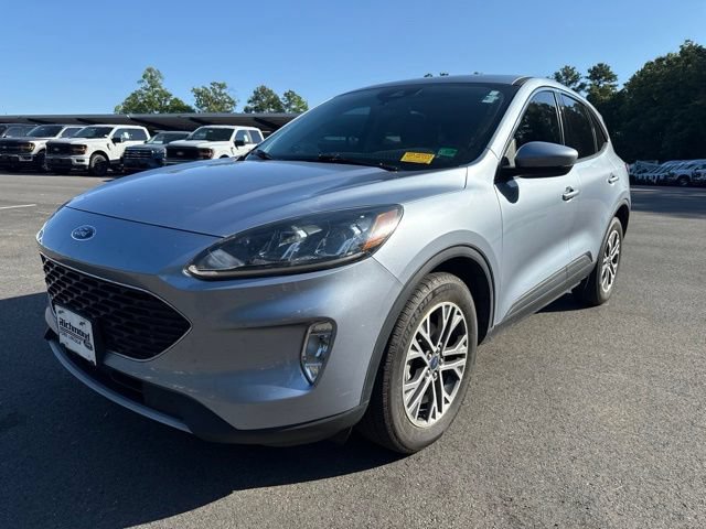 Certified 2022 Ford Escape SEL w/ Technology Package AWD/4WD image 1