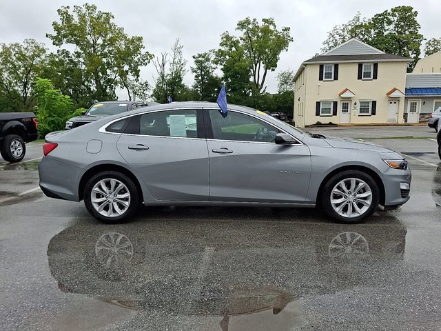 Used 2025 Chevrolet Malibu LT FWD image 12