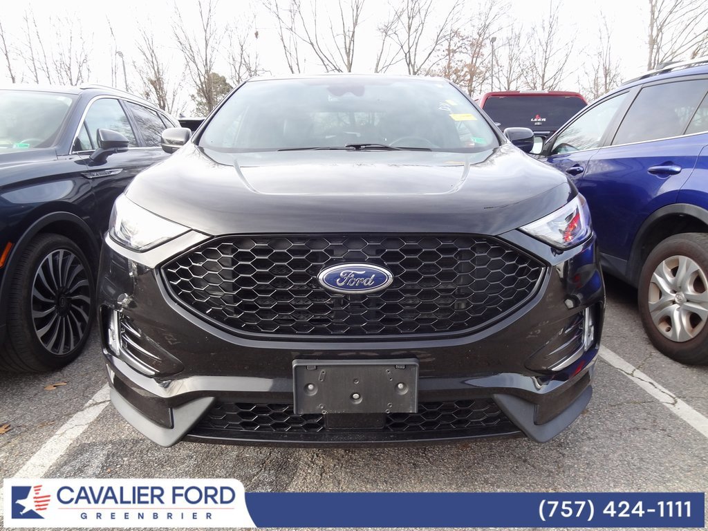 Certified 2022 Ford Edge ST-Line w/ Class II Trailer Tow Package image 4