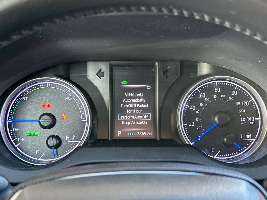 Used 2021 Toyota Venza LE image 24