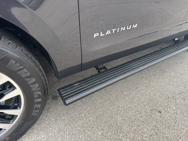 Certified 2025 Ford Expedition Platinum image 10