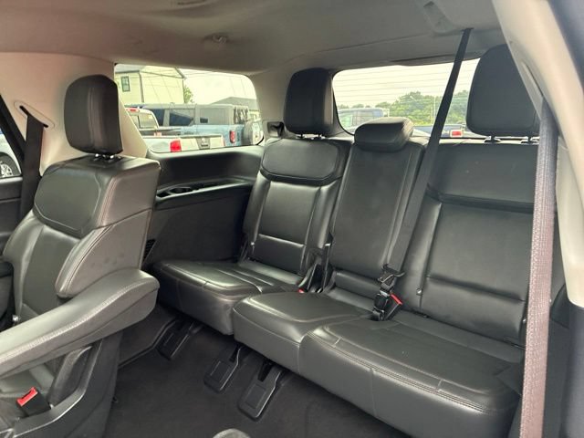 Certified 2025 Ford Expedition Active AWD/4WD image 62