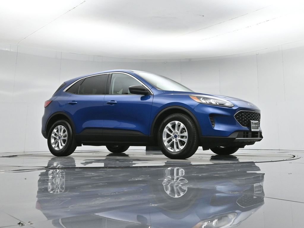 Certified 2022 Ford Escape SE w/ Convenience Package FWD image 4