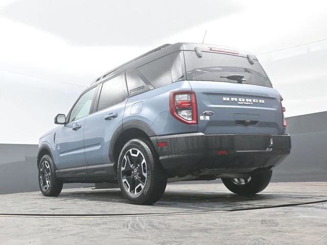 Certified 2024 Ford Bronco Sport Outer Banks w/ Tech Package AWD/4WD image 24