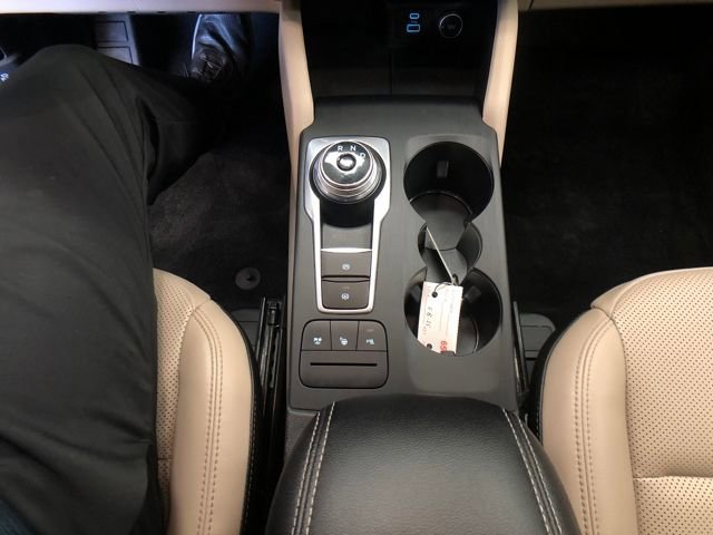 Certified 2021 Ford Escape Titanium image 20