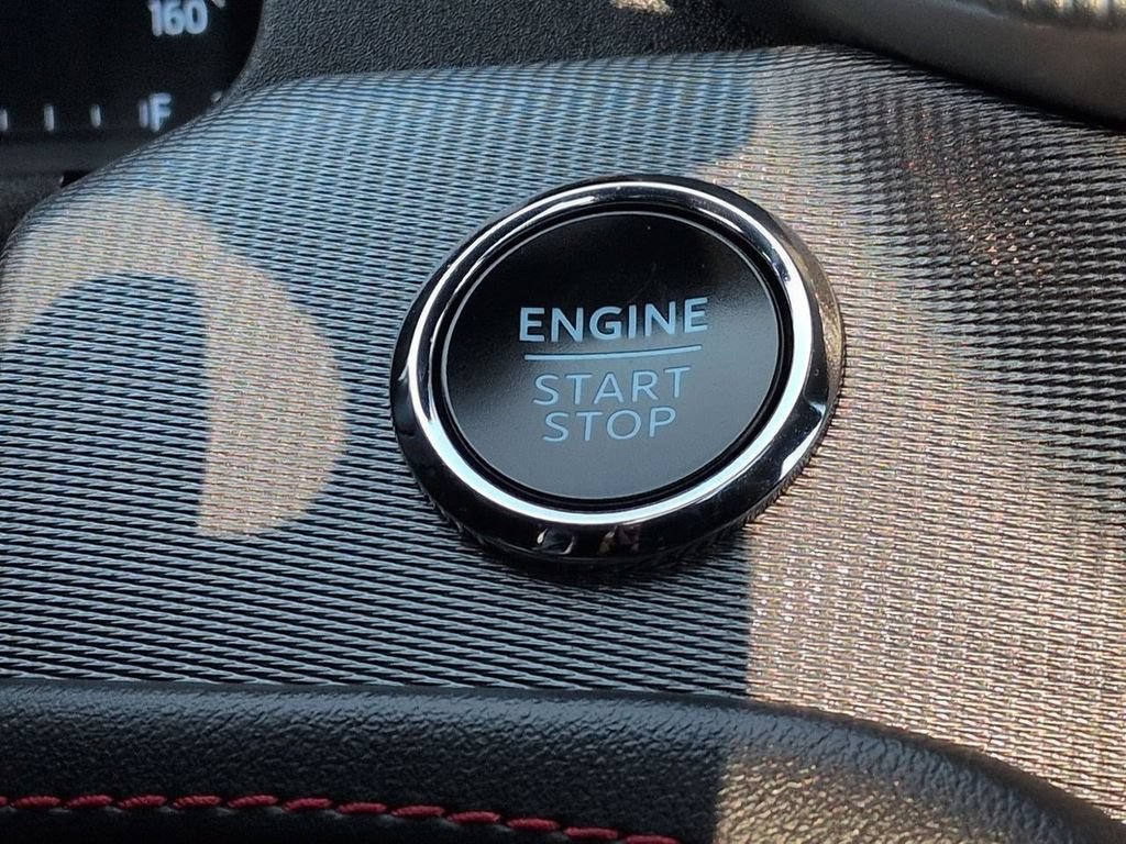 Certified 2025 Ford Explorer ST AWD/4WD image 16