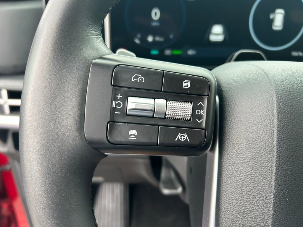 Used 2025 Hyundai Santa Fe Limited image 20