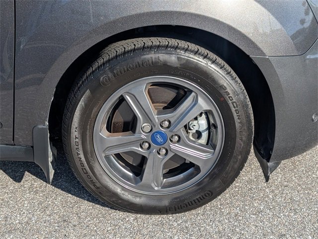 Certified 2023 Ford Transit Connect Titanium w/ Trailer Tow Package image 18