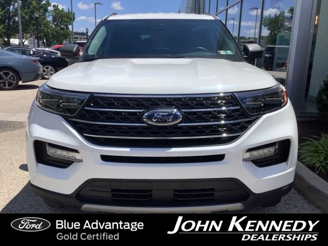 Certified 2023 Ford Explorer XLT w/ Equipment Group 202A AWD/4WD image 7